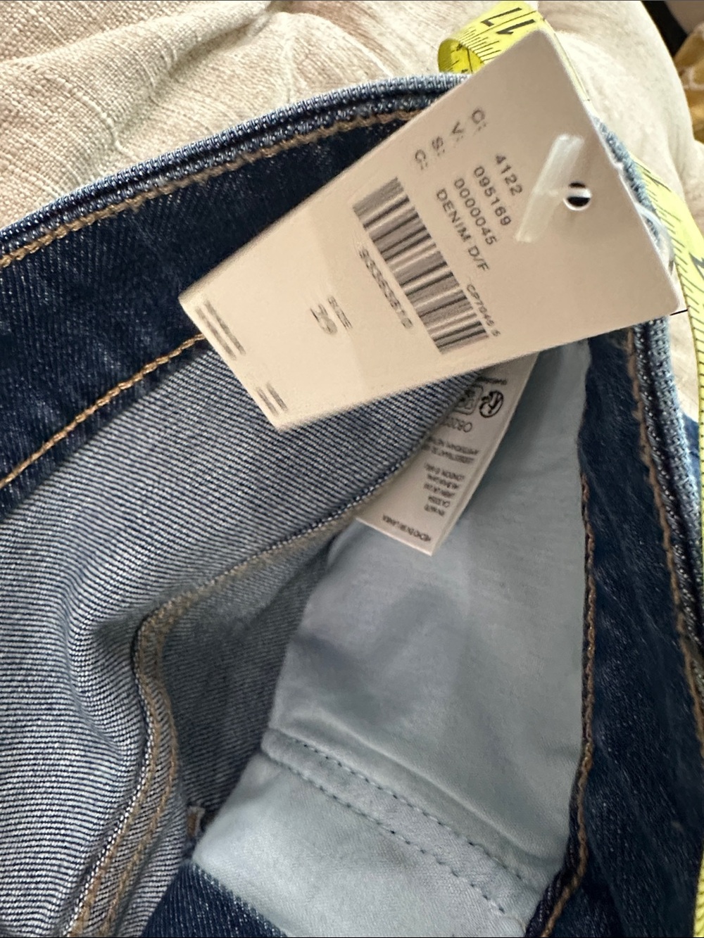 Pilcro Wide-Leg High-Rise Dark Blue Jeans - Picture 11 of 16